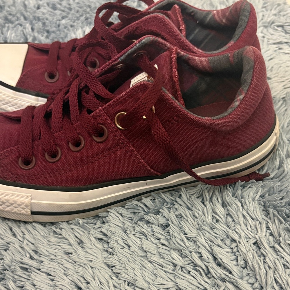 Converse Woman Maroon Sneakers - Picture 4 of 11